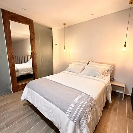 Old City New Duplex With Roof & Pool *