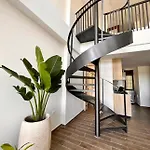 Old City New Duplex With Roof & Pool